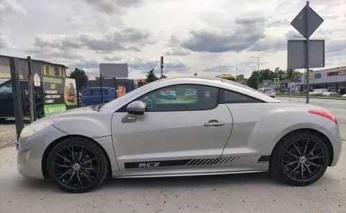 PEUGEOT RCZ 
