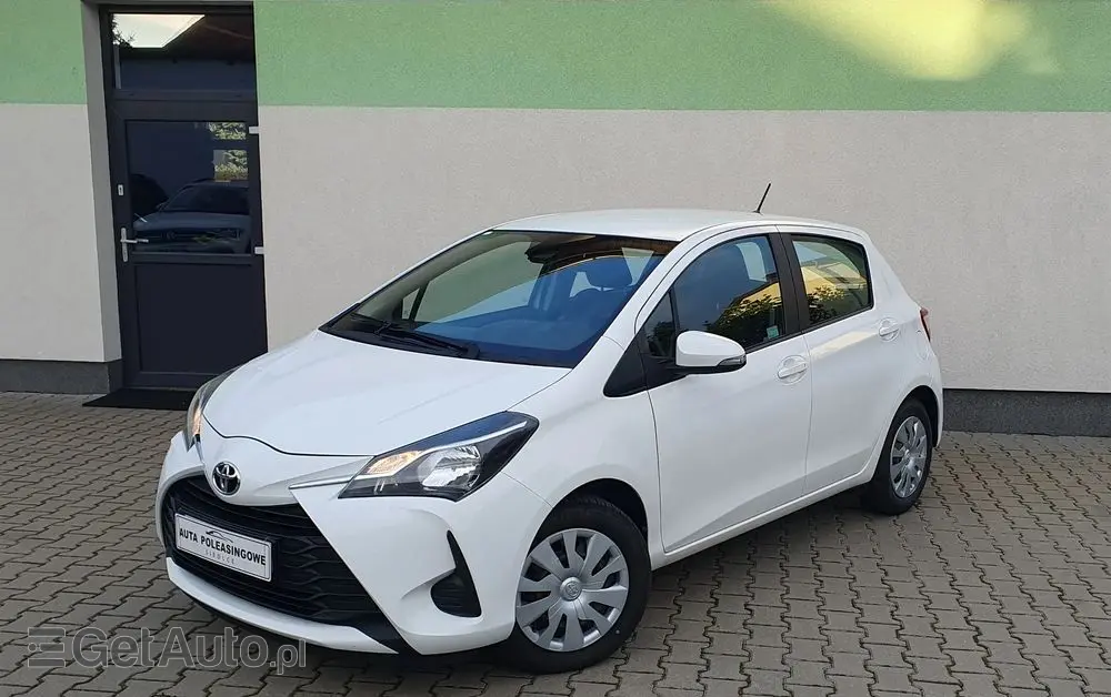 TOYOTA Yaris 1.5 Active