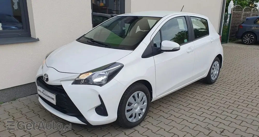 TOYOTA Yaris 1.5 Active