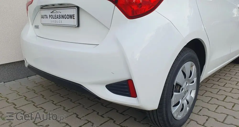 TOYOTA Yaris 1.5 Active