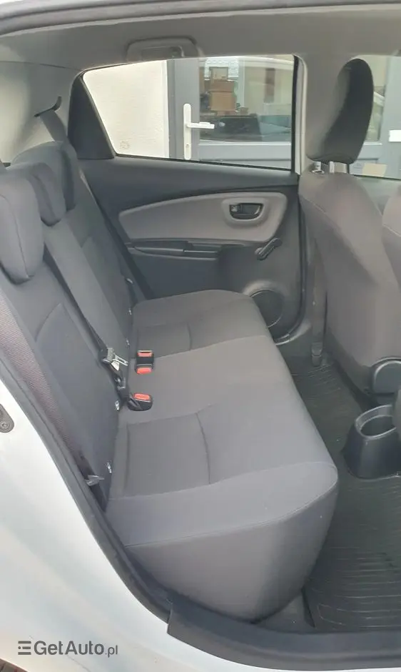TOYOTA Yaris 1.5 Active