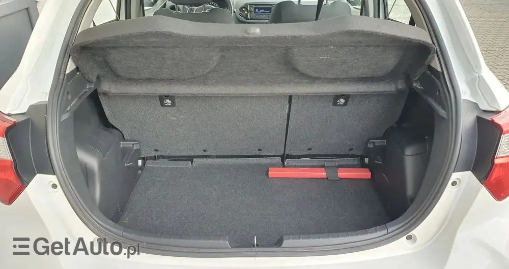 TOYOTA Yaris 1.5 Active