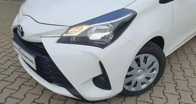 TOYOTA Yaris 1.5 Active
