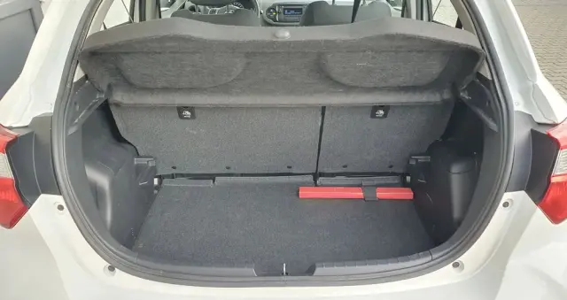 TOYOTA Yaris 1.5 Active