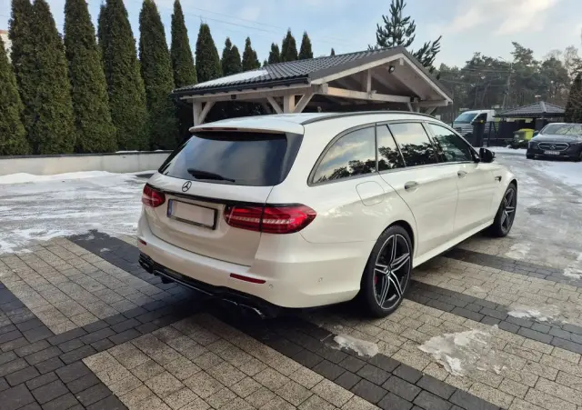 MERCEDES-BENZ Klasa E 