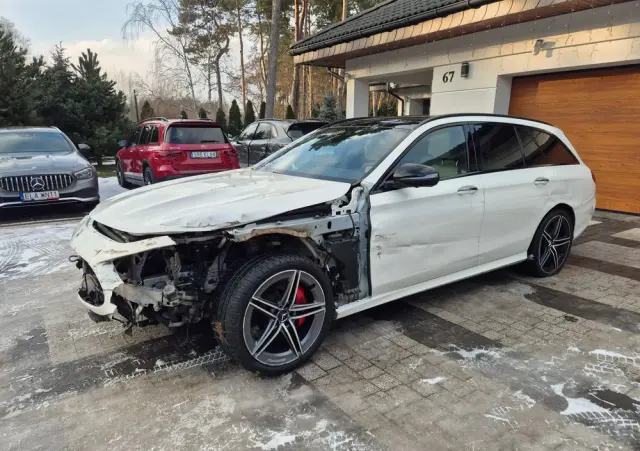 MERCEDES-BENZ Klasa E 