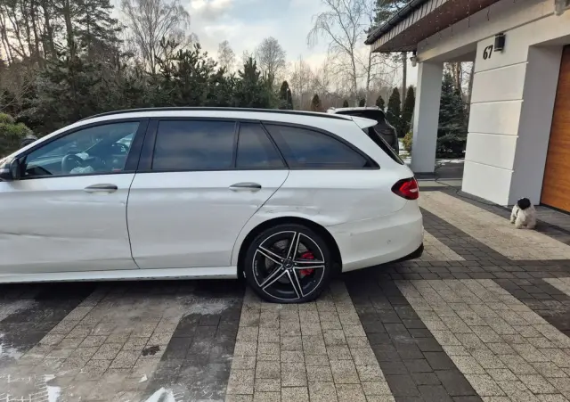 MERCEDES-BENZ Klasa E 