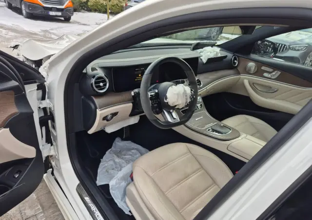 MERCEDES-BENZ Klasa E 