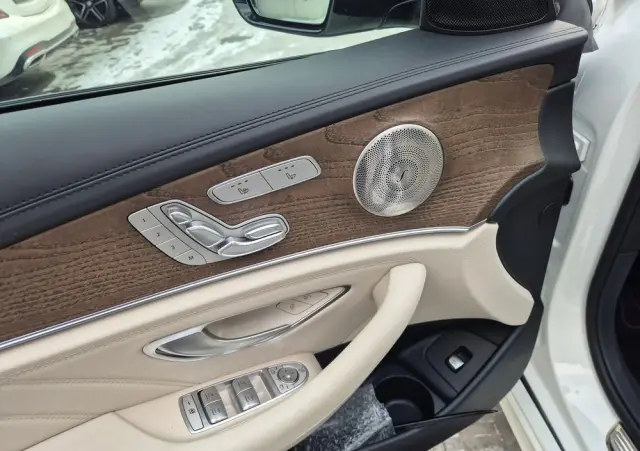 MERCEDES-BENZ Klasa E 