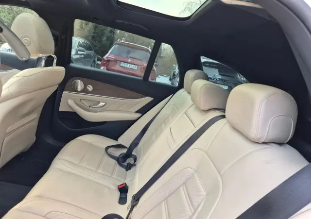 MERCEDES-BENZ Klasa E 