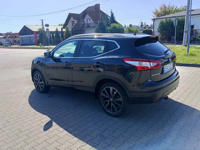 NISSAN Qashqai Tekna
