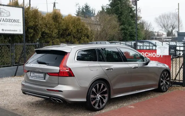VOLVO V60 B4 B Geartronic Inscription