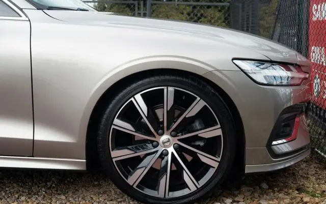 VOLVO V60 B4 B Geartronic Inscription