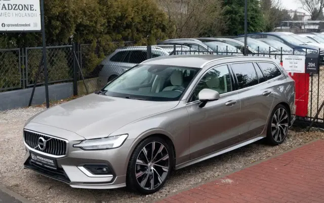 VOLVO V60 B4 B Geartronic Inscription