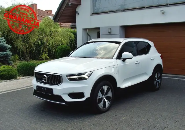 VOLVO XC 40 T4 Plug-In Hybrid Inscription Expression Pro