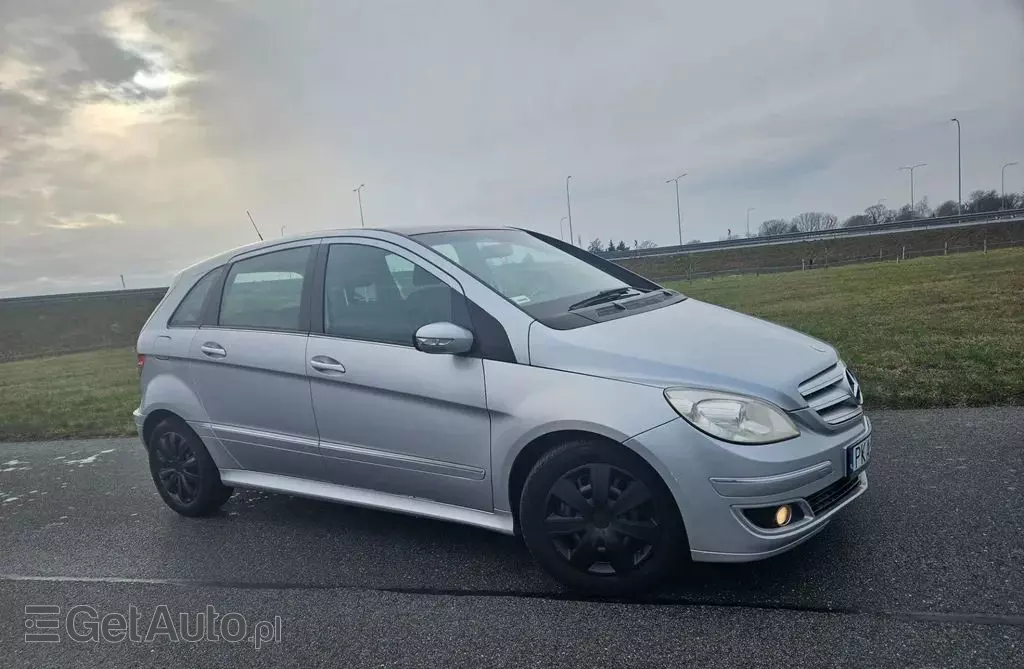 MERCEDES-BENZ Klasa B 