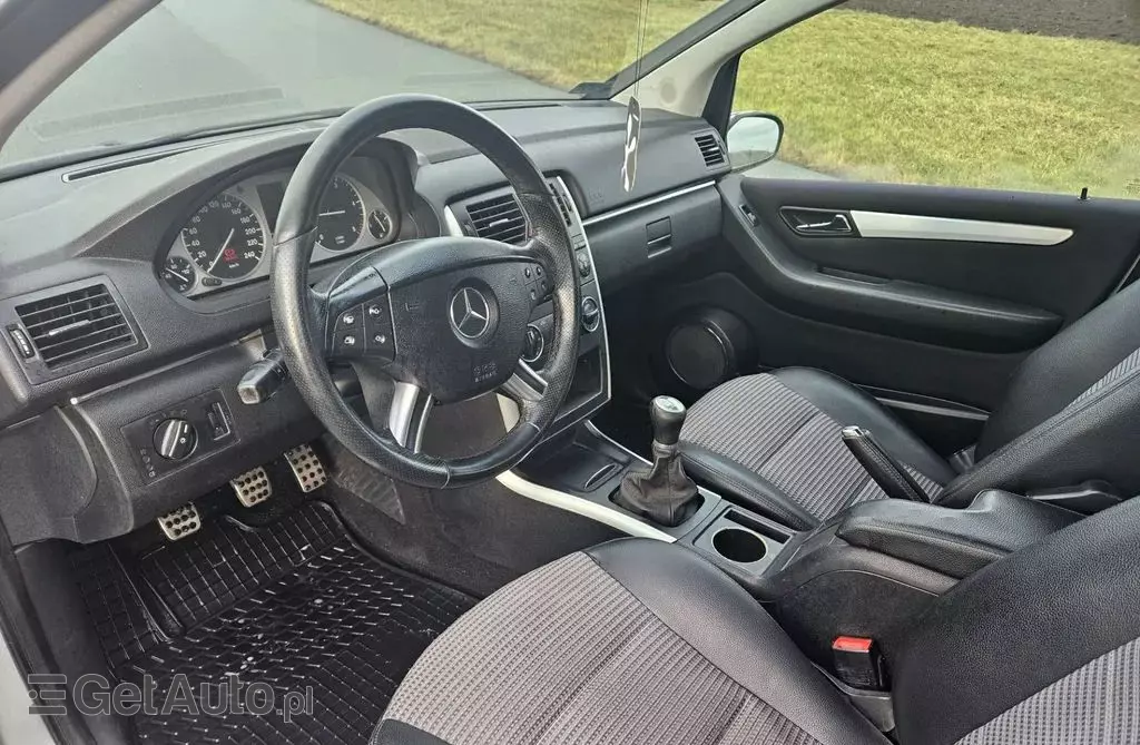 MERCEDES-BENZ Klasa B 