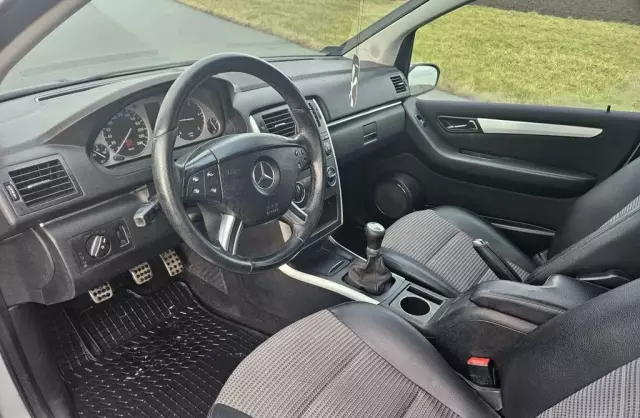 MERCEDES-BENZ Klasa B 