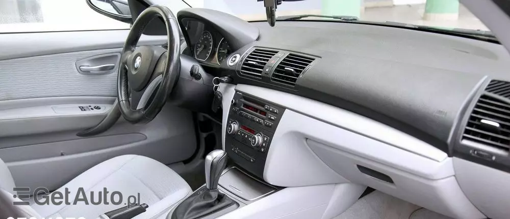 BMW Seria 1 118d Sport Line