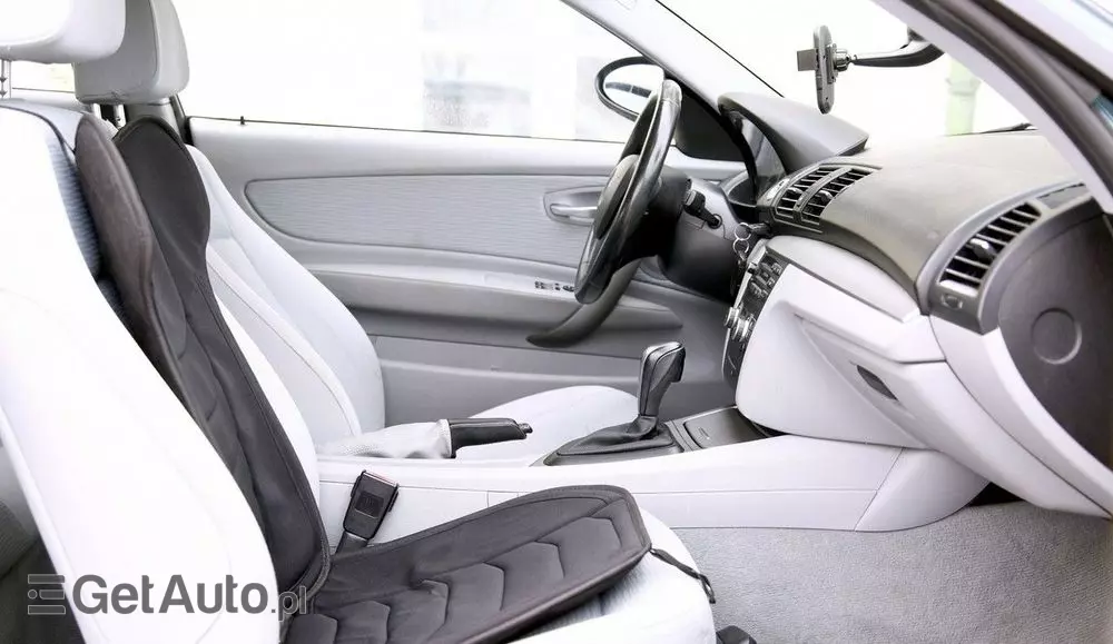 BMW Seria 1 118d Sport Line