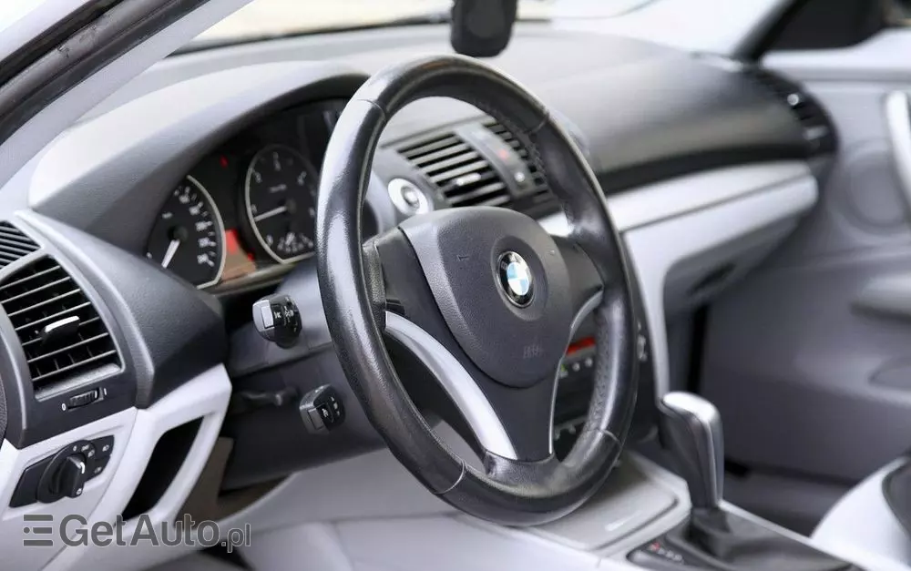 BMW Seria 1 118d Sport Line