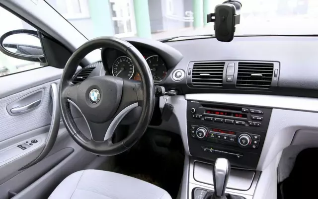 BMW Seria 1 118d Sport Line