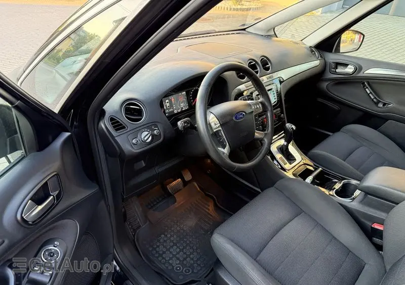 FORD S-Max 2.0 T Trend MPS6