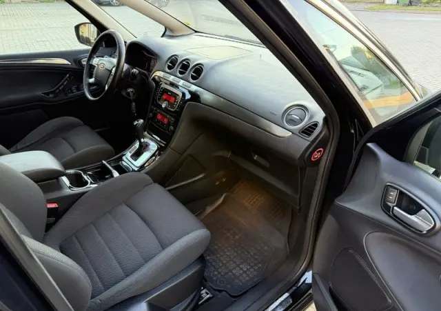 FORD S-Max 2.0 T Trend MPS6