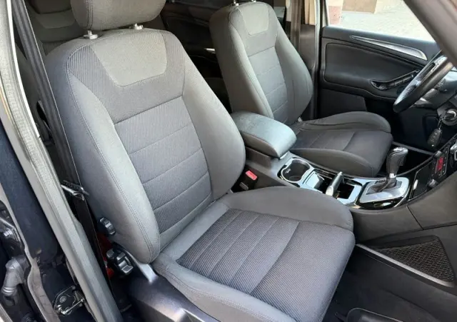 FORD S-Max 2.0 T Trend MPS6