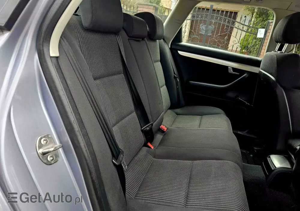 AUDI A4 Avant 1.8 T quattro