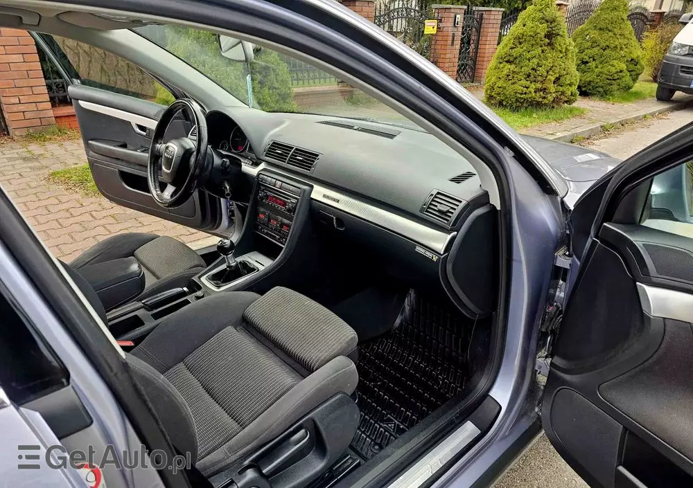 AUDI A4 Avant 1.8 T quattro