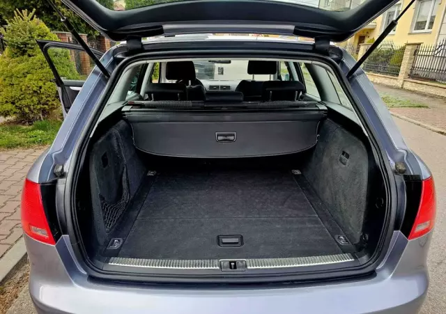 AUDI A4 Avant 1.8 T quattro