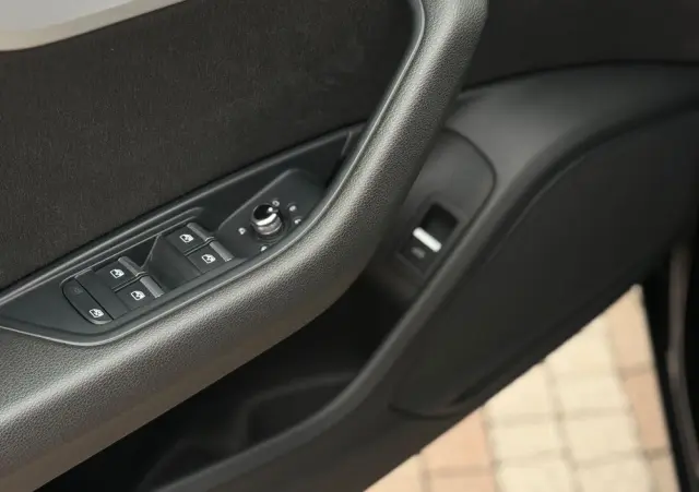 AUDI A4 Avant 2.0 TDI S tronic design