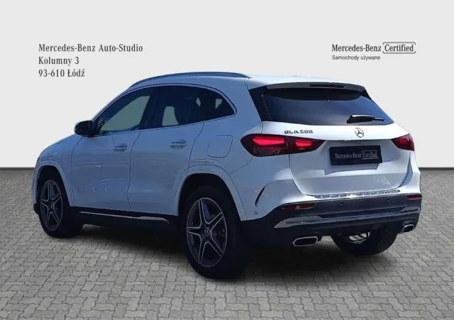 MERCEDES-BENZ GLA 
