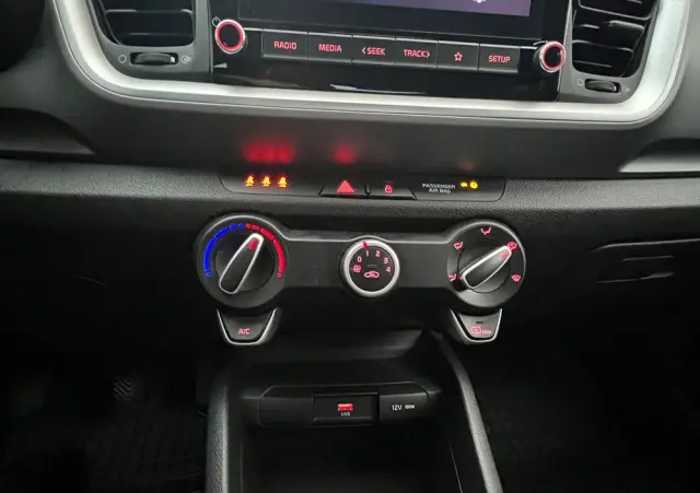 KIA Stonic 1.0 T-GDI M