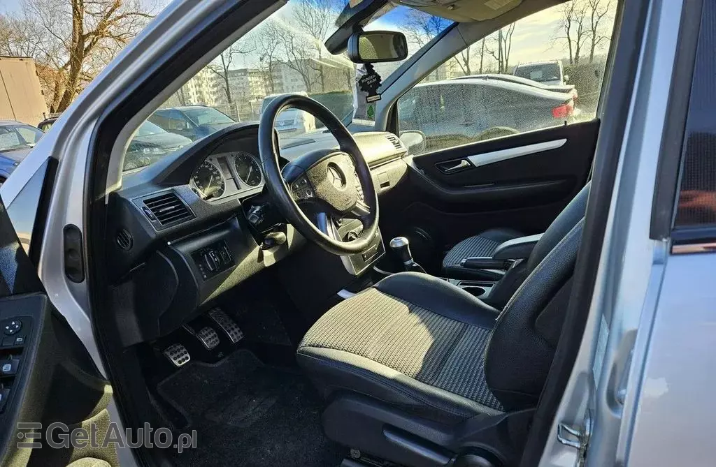 MERCEDES-BENZ Klasa B 