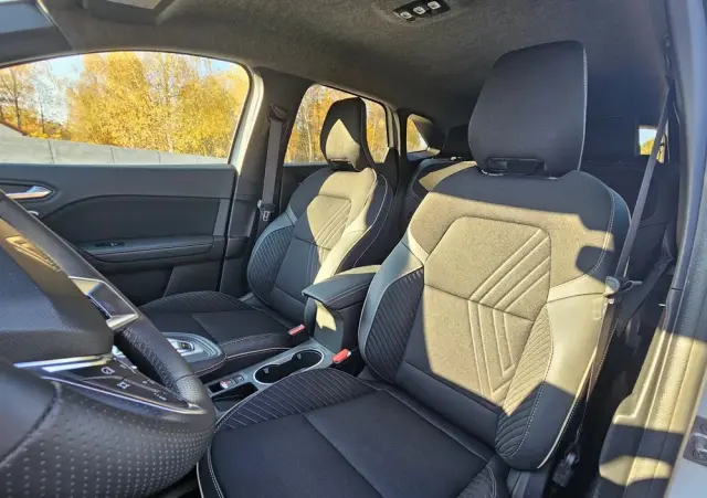 RENAULT Symbioz 1.6 E-Tech Full Hybrid 145 Iconic