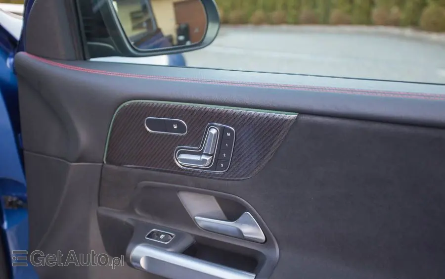 MERCEDES-BENZ GLB 220 d 4Matic 8G-DCT Edition AMG Line