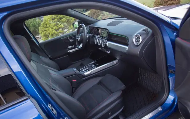 MERCEDES-BENZ GLB 220 d 4Matic 8G-DCT Edition AMG Line