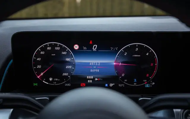 MERCEDES-BENZ GLB 220 d 4Matic 8G-DCT Edition AMG Line