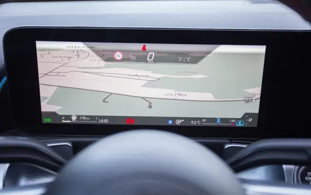 MERCEDES-BENZ GLB 220 d 4Matic 8G-DCT Edition AMG Line