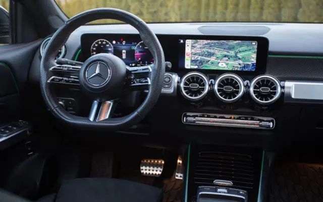 MERCEDES-BENZ GLB 220 d 4Matic 8G-DCT Edition AMG Line