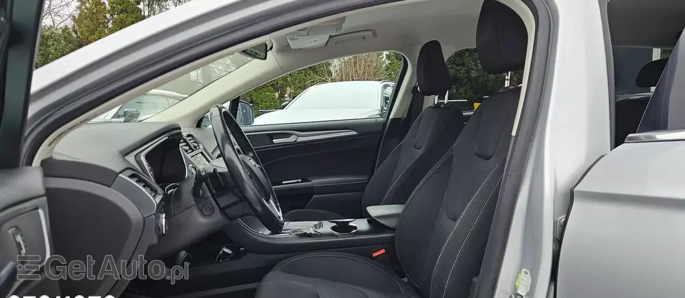 FORD Mondeo 2.0 TDCi Titanium PowerShift