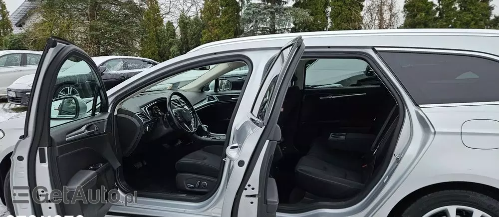 FORD Mondeo 2.0 TDCi Titanium PowerShift