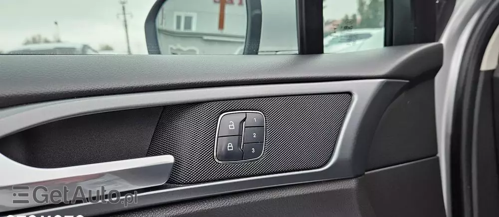 FORD Mondeo 2.0 TDCi Titanium PowerShift