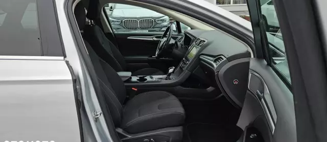 FORD Mondeo 2.0 TDCi Titanium PowerShift