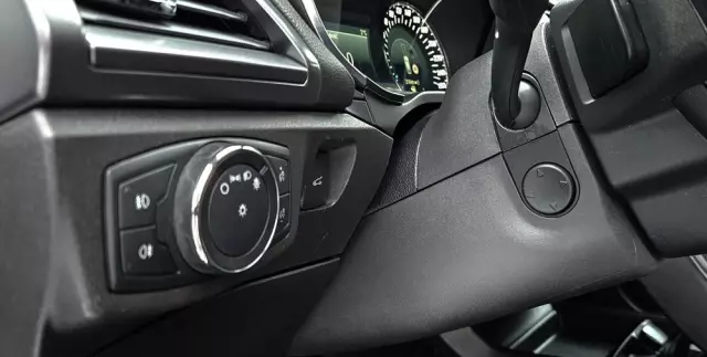 FORD Mondeo 2.0 TDCi Titanium PowerShift