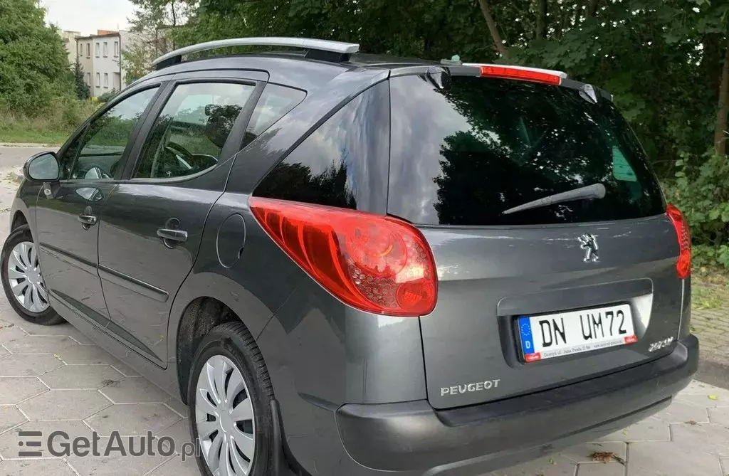 PEUGEOT 207 