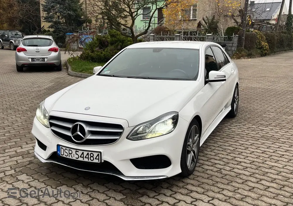 MERCEDES-BENZ Klasa E 220 CDI BlueEff Avantgarde