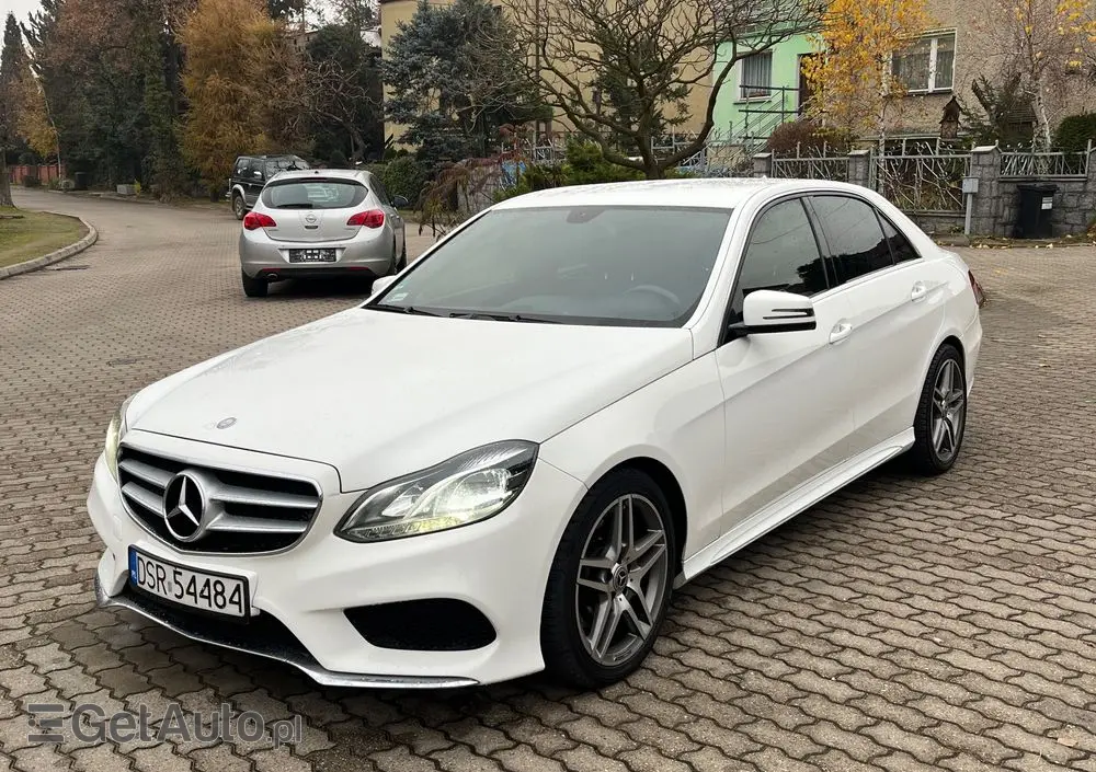MERCEDES-BENZ Klasa E 220 CDI BlueEff Avantgarde